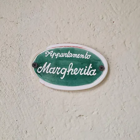 Appartamenti Vacanze E Camere Roccetta Fiorita Pettenasco Habitación foto