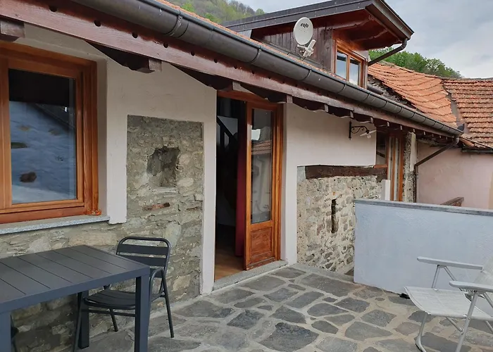 Appartamenti Vacanze E Camere Roccetta Fiorita