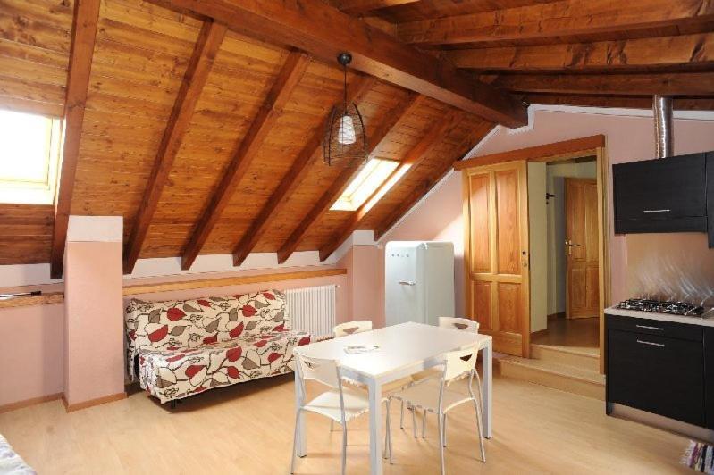 Vacanze E Roccetta Fiorita Aparthotel *