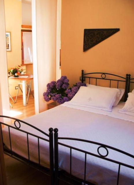 Vacanze E Roccetta Fiorita Pettenasco
