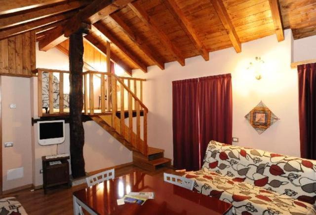 Vacanze E Roccetta Fiorita